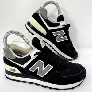 New Balance 574 Classic Athletic Sneakers Shoes Men 5 Black Suede W574SKW